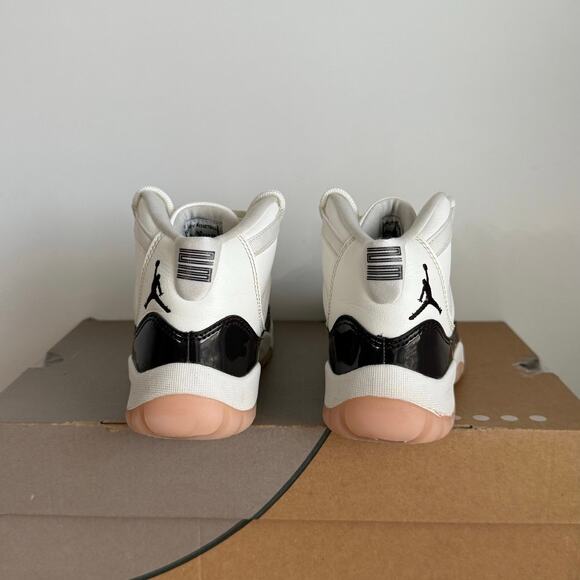 Nike Air Jordan 11 Retro ‘Neapolitan Brown’ Kids Sneakers- SZ 1.5 Y - Picture 8 of 13